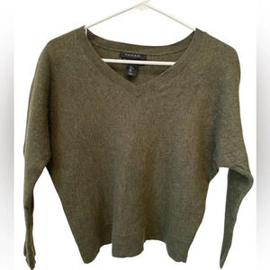 Tahari Forest Green Wool V-Neck Sweater Women’s Large Dark Academia Preppy